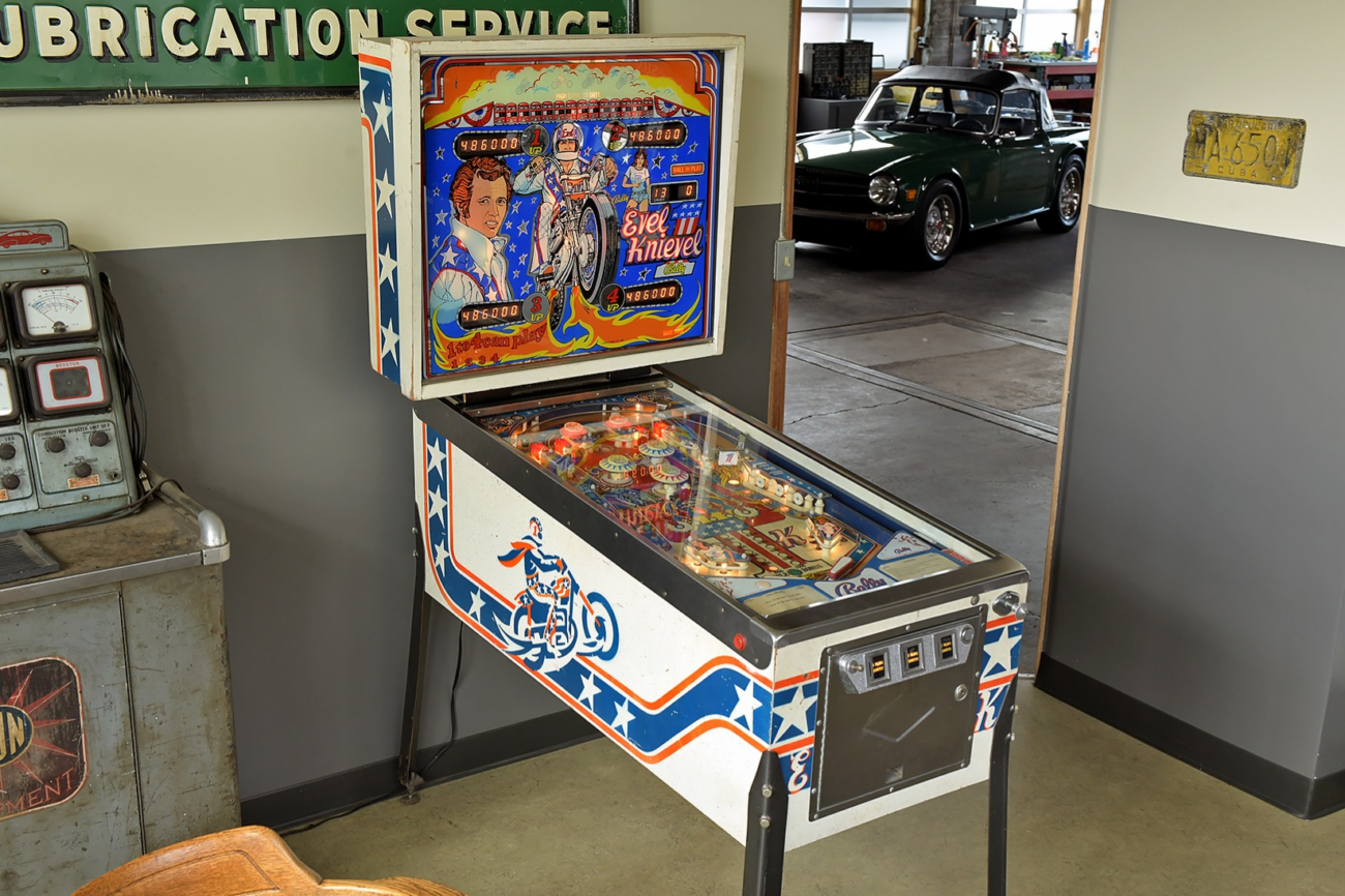Buy pinball machine